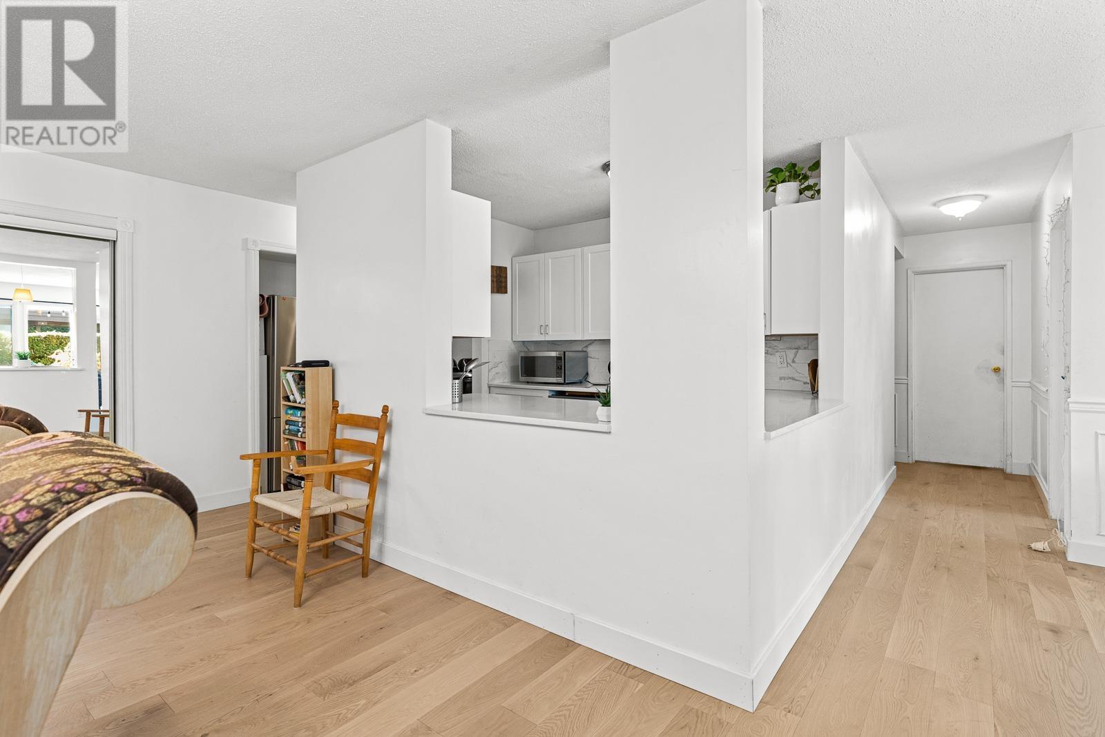 4 7307 Montecito Drive, Burnaby, British Columbia  V5A 1R2 - Photo 15 - R2807544