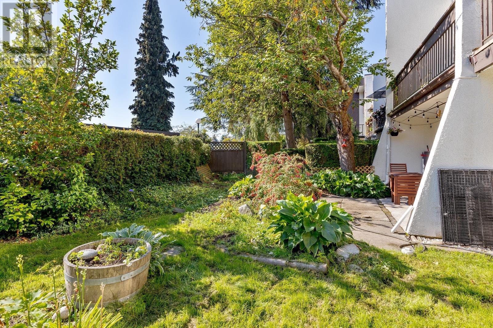 4 7307 Montecito Drive, Burnaby, British Columbia  V5A 1R2 - Photo 34 - R2807544