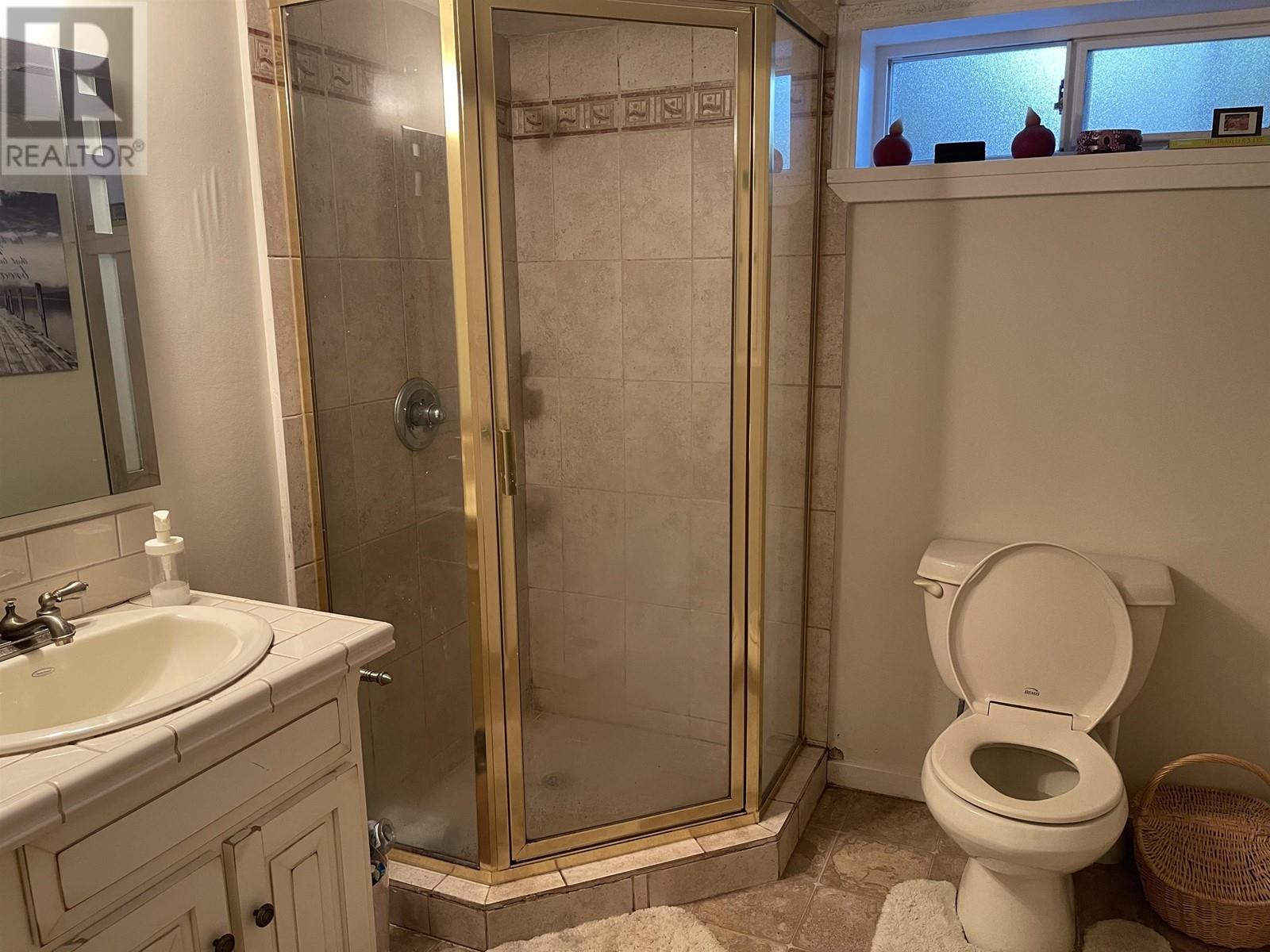7425 Laburnum Street, Vancouver, British Columbia  V6P 5N2 - Photo 12 - R2800216