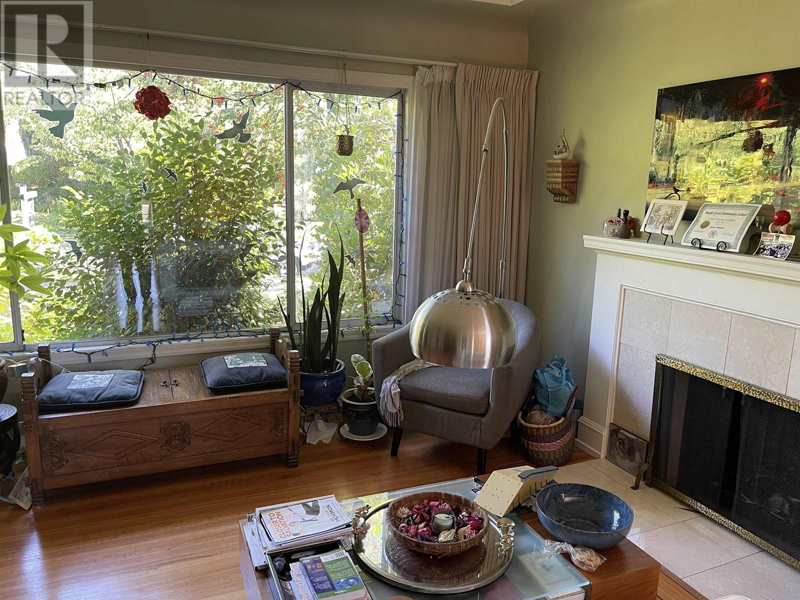 7425 Laburnum Street, Vancouver, British Columbia  V6P 5N2 - Photo 3 - R2800216