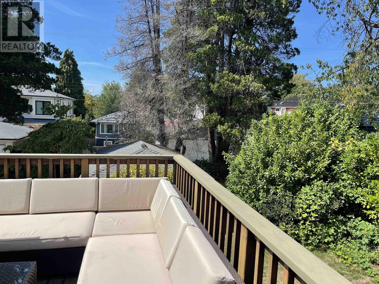 7425 Laburnum Street, Vancouver, British Columbia  V6P 5N2 - Photo 8 - R2800216