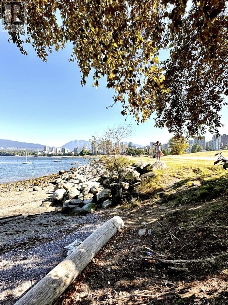 2027 York Avenue, Vancouver, British Columbia  V6J 1E4 - Photo 5 - R2807792