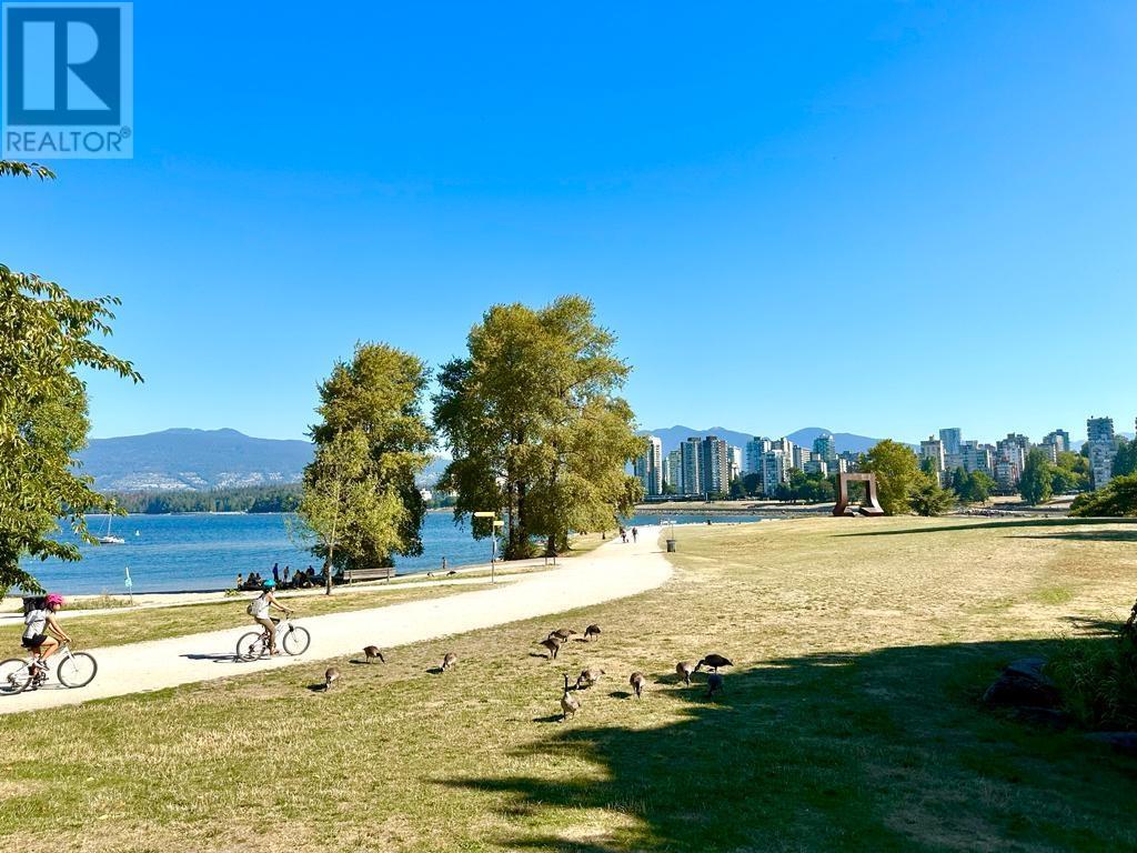 2027 York Avenue, Vancouver, British Columbia  V6J 1E4 - Photo 8 - R2807792