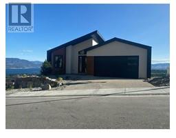 1018 Emslie Street, Upper Mission, Kelowna, Ca