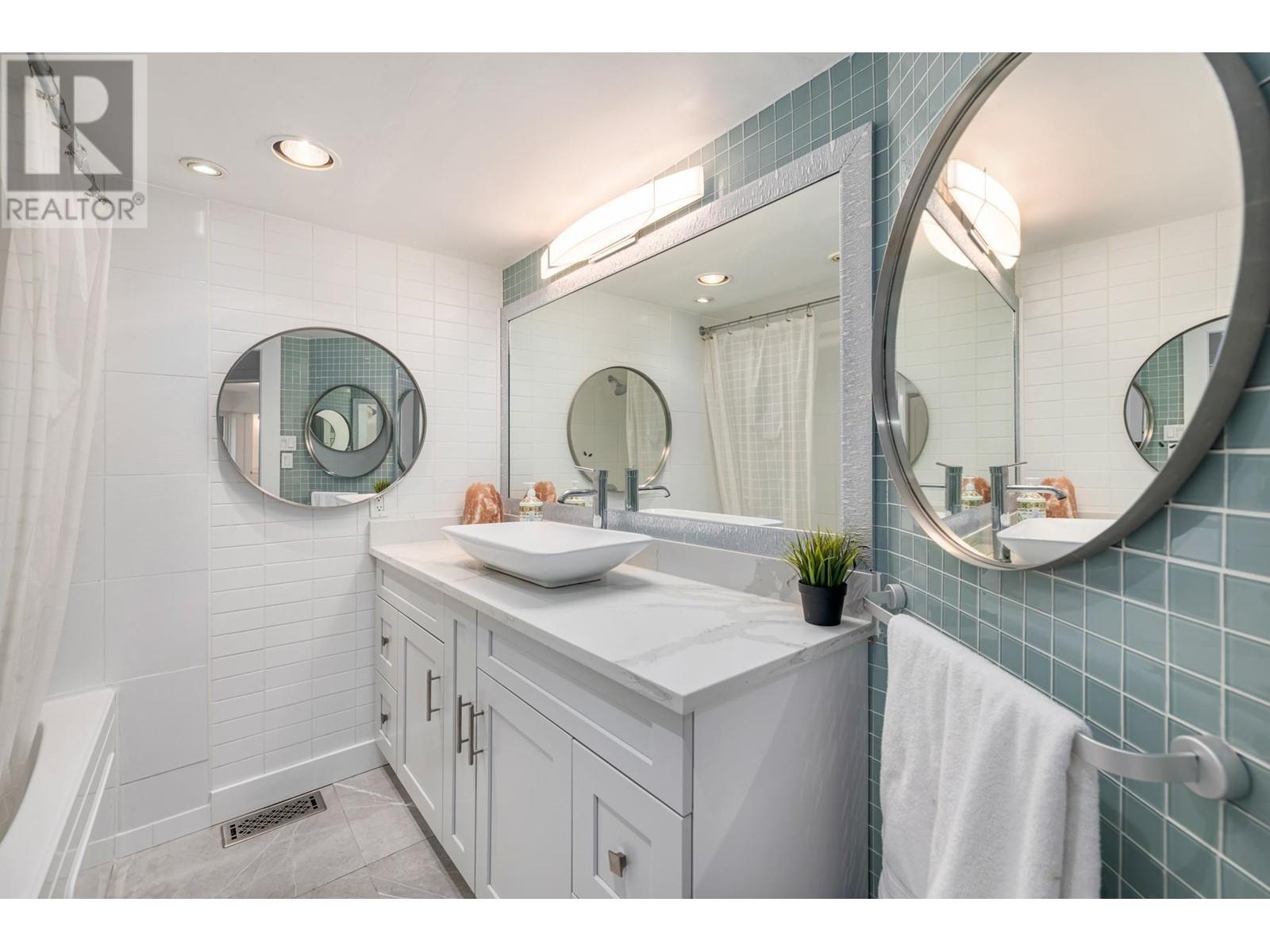 1570 Look Out Point, North Vancouver, British Columbia  V7G 1X9 - Photo 22 - R2807872