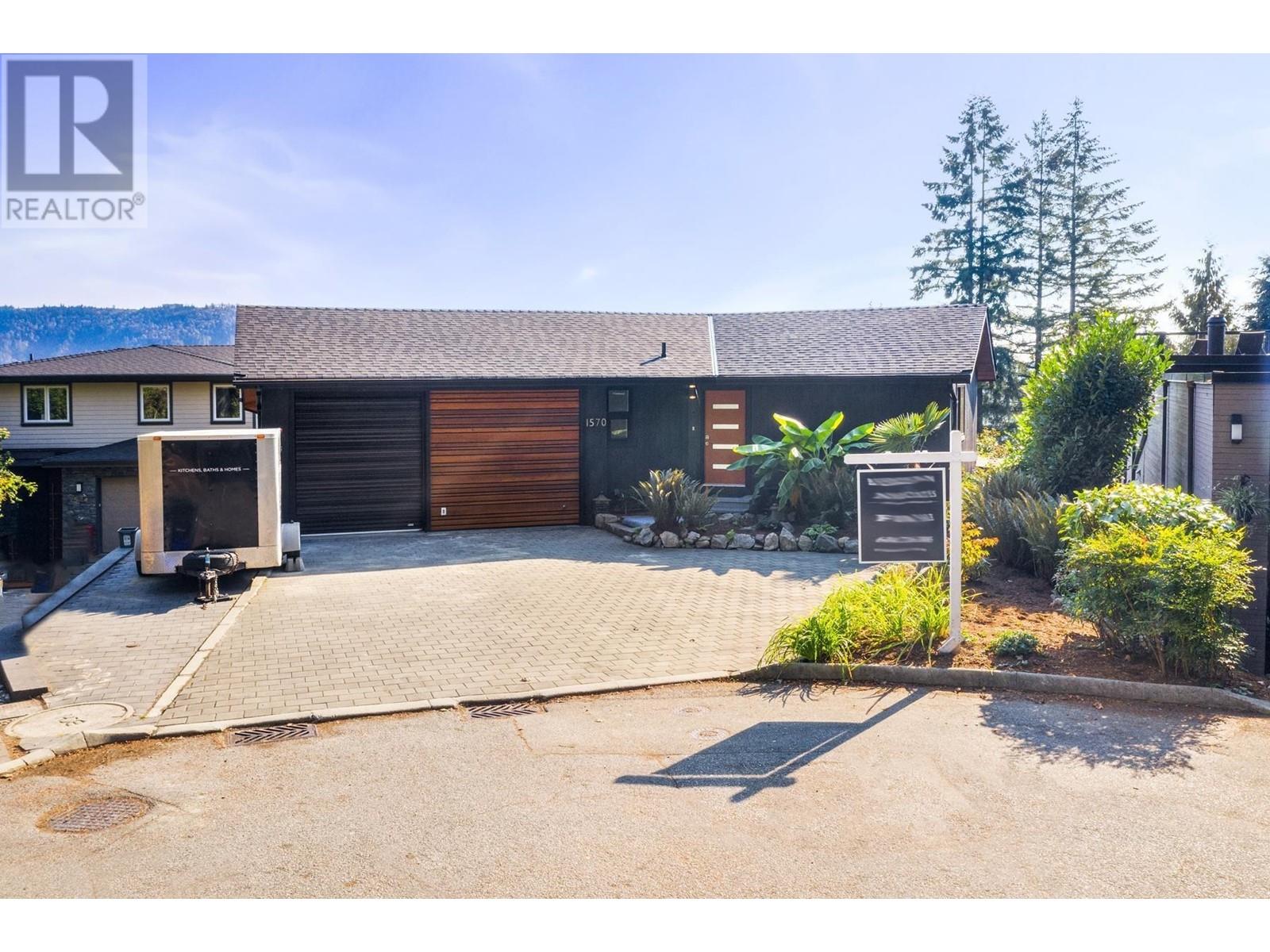1570 Look Out Point, North Vancouver, British Columbia  V7G 1X9 - Photo 32 - R2807872