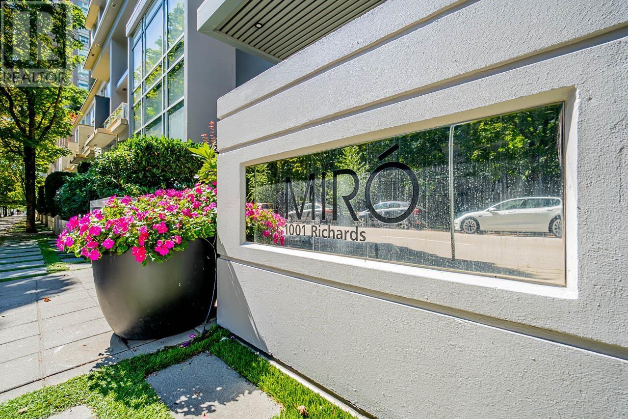 Th3 1001 Richards Street, Vancouver, British Columbia  V6B 1J6 - Photo 3 - R2807116