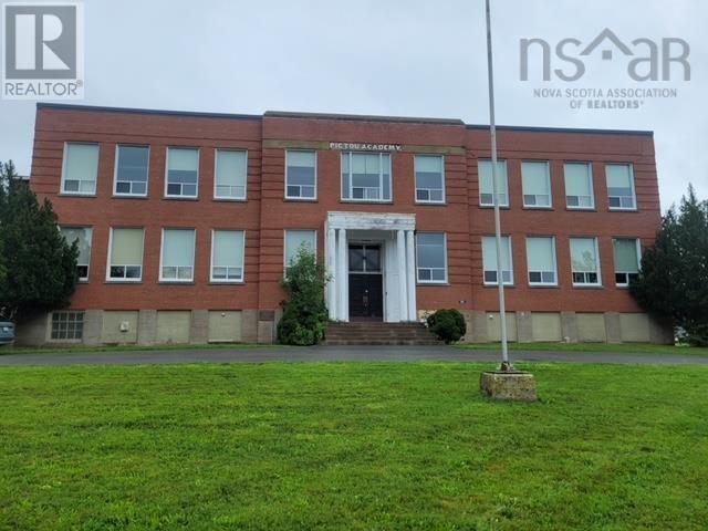 88 Patterson Street, Pictou, Nova Scotia  B0K 1H0 - Photo 1 - 202317042