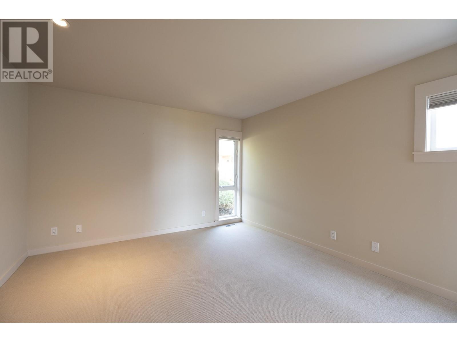 5379 Wakefield Beach Lane, Sechelt, British Columbia  V7Z 0T6 - Photo 18 - R2808020