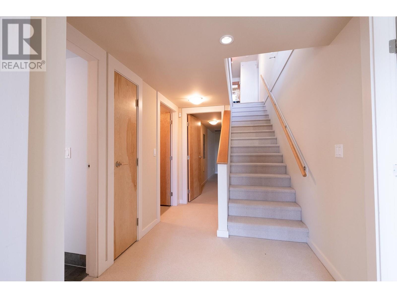 5379 Wakefield Beach Lane, Sechelt, British Columbia  V7Z 0T6 - Photo 31 - R2808020