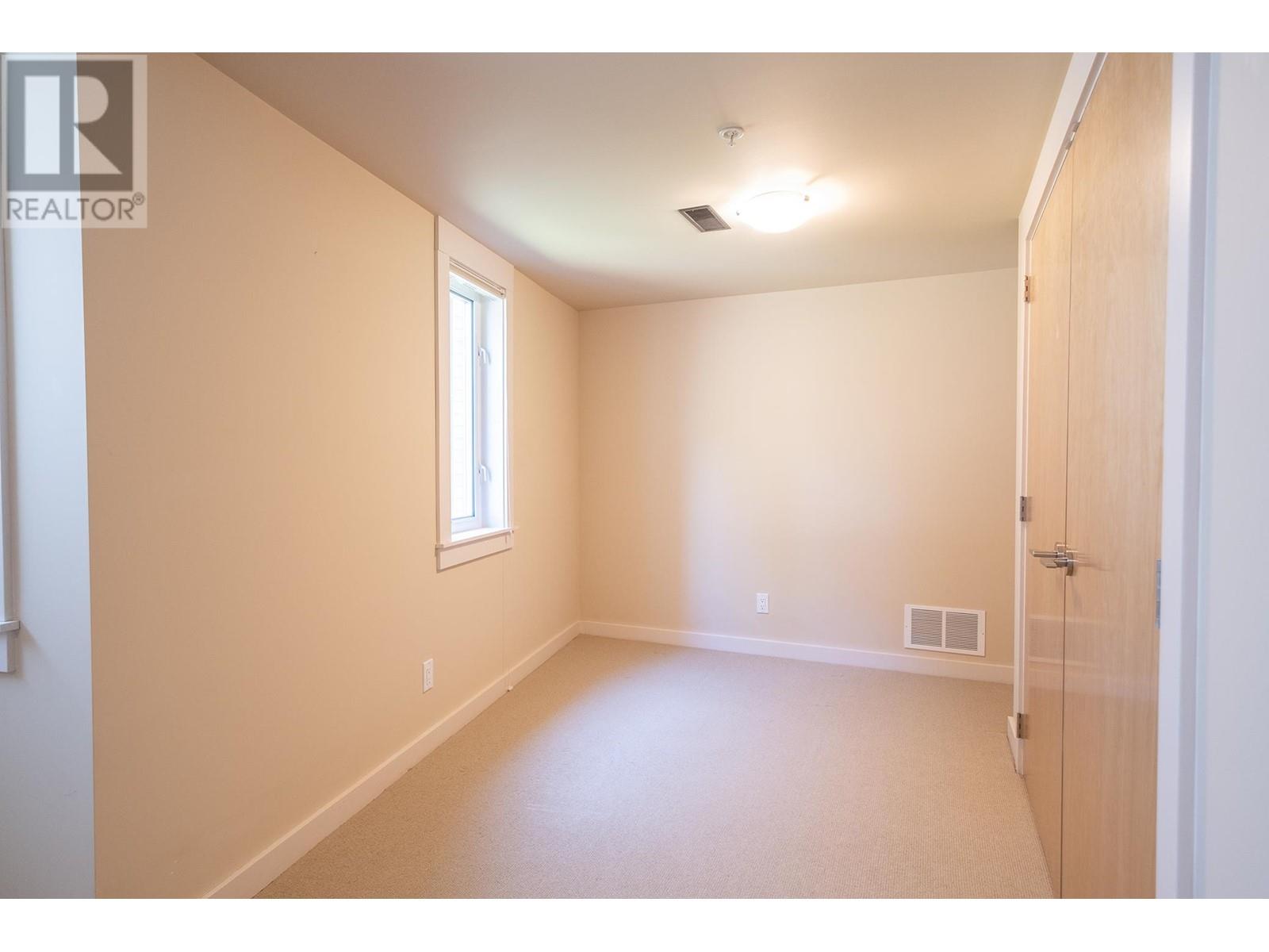 5379 Wakefield Beach Lane, Sechelt, British Columbia  V7Z 0T6 - Photo 35 - R2808020