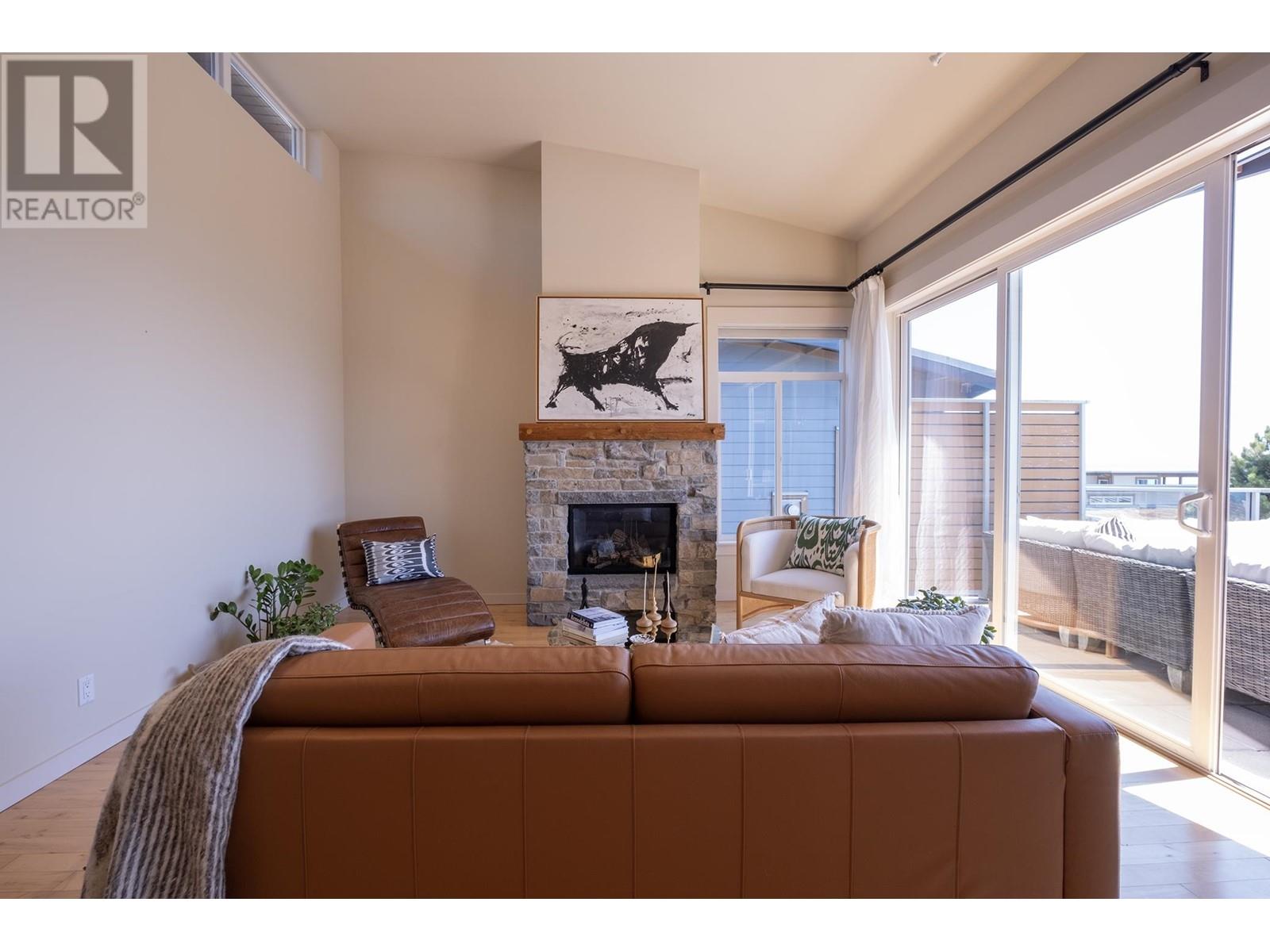 5379 Wakefield Beach Lane, Sechelt, British Columbia  V7Z 0T6 - Photo 7 - R2808020