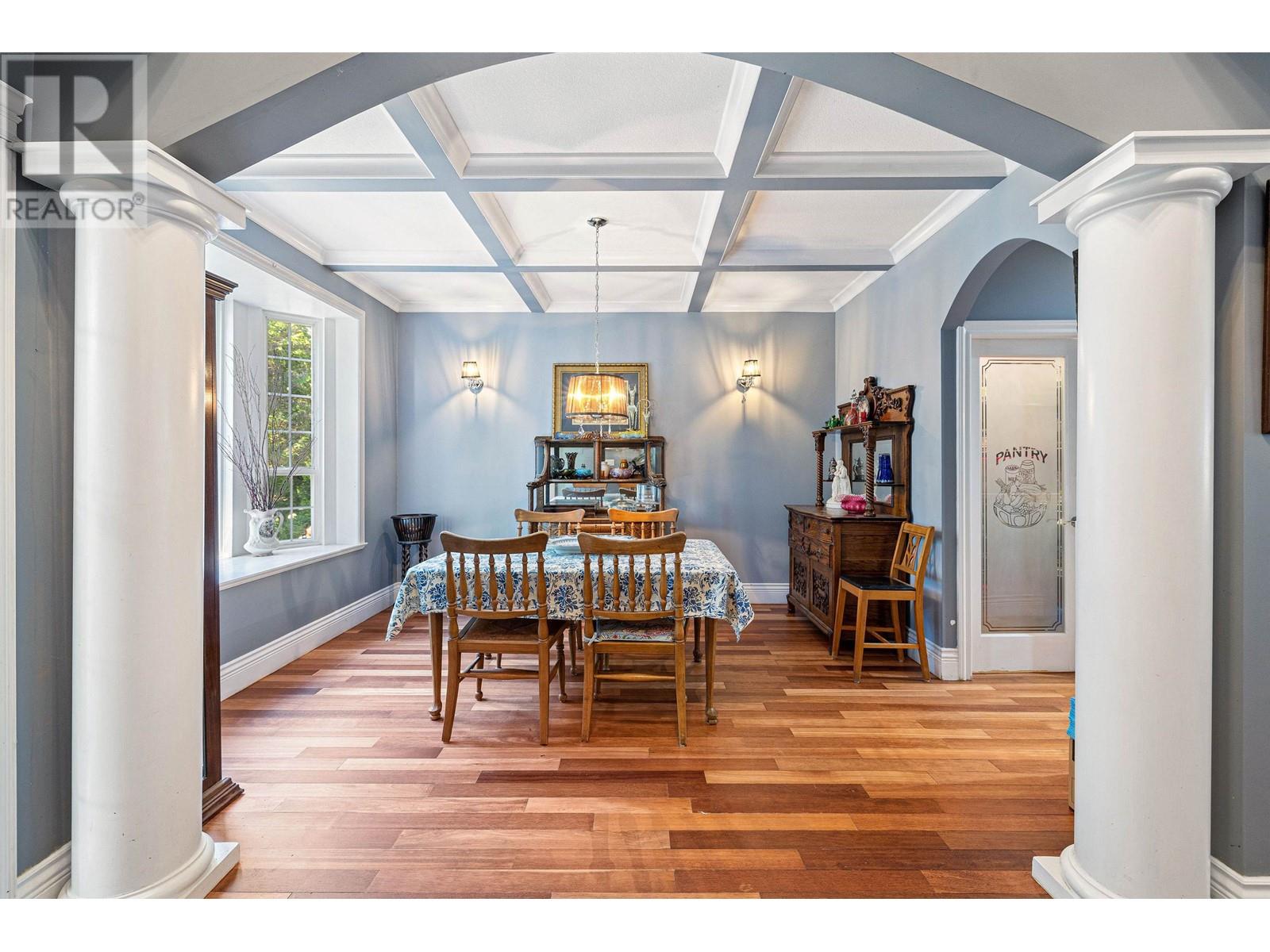 26045 100th Avenue, Maple Ridge, British Columbia  V2W 1S4 - Photo 5 - R2807957