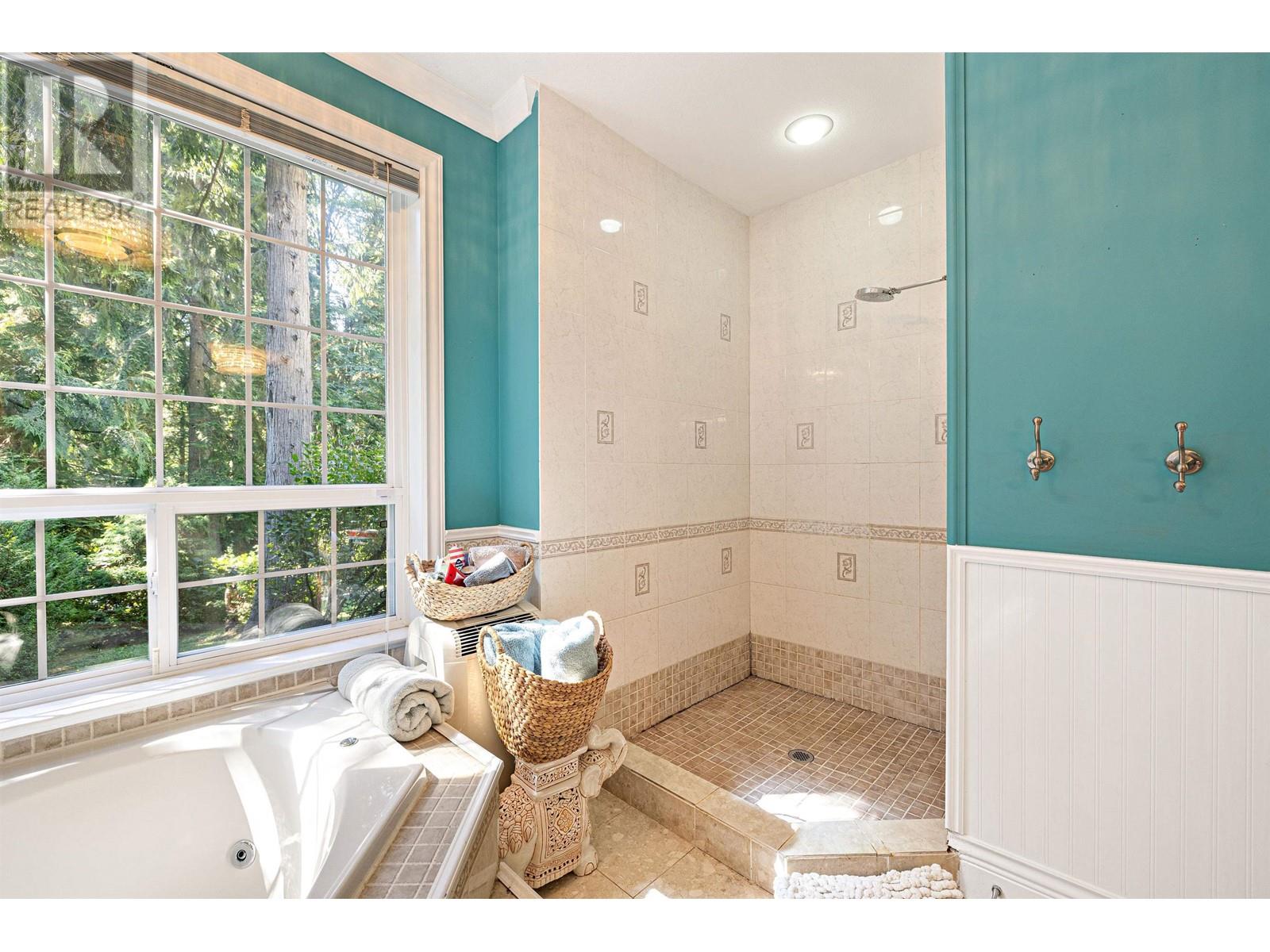 26045 100th Avenue, Maple Ridge, British Columbia  V2W 1S4 - Photo 21 - R2807957