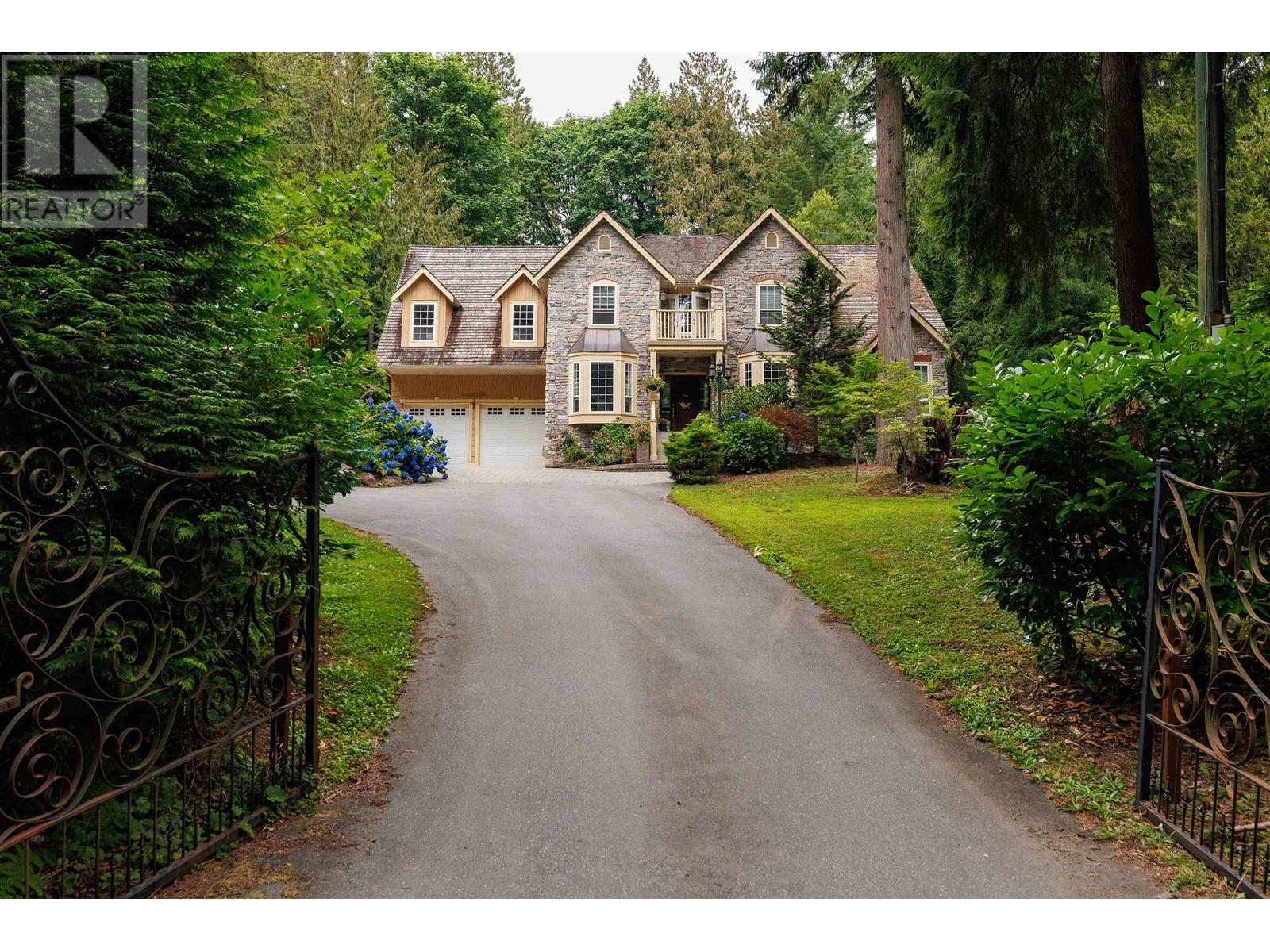 26045 100th Avenue, Maple Ridge, British Columbia  V2W 1S4 - Photo 1 - R2807957