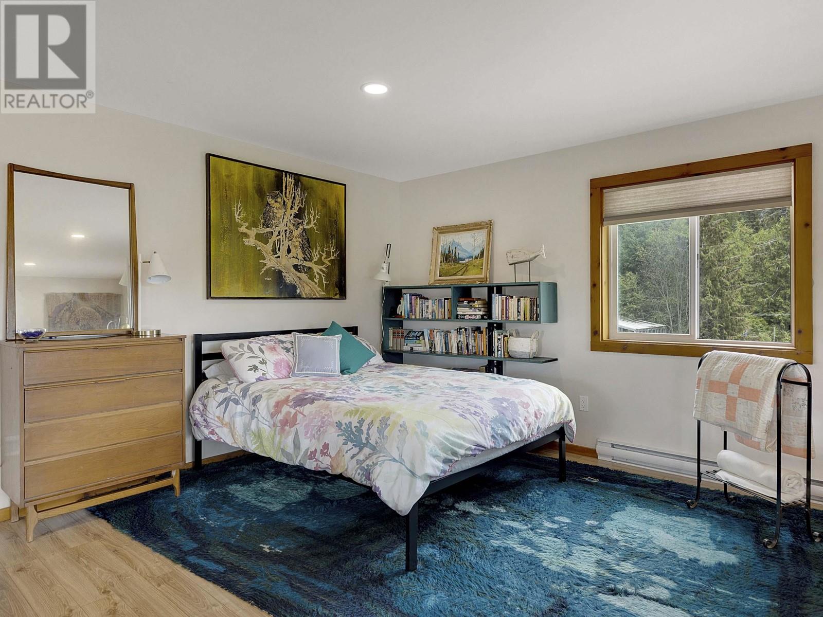 2242 Porter Road, Roberts Creek, British Columbia  V0N 2W5 - Photo 30 - R2801120