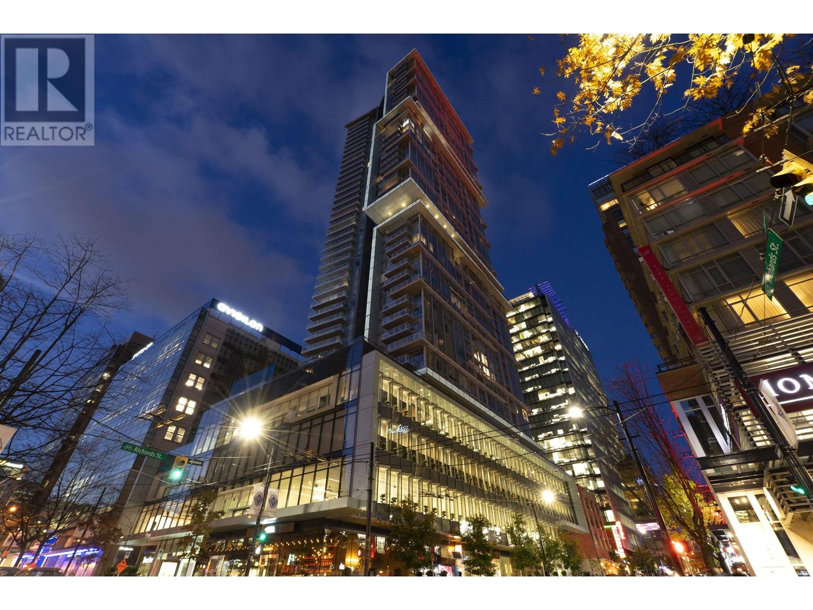 Ph7 777 Richards Street, Vancouver, British Columbia  V6B 0M6 - Photo 2 - R2797621
