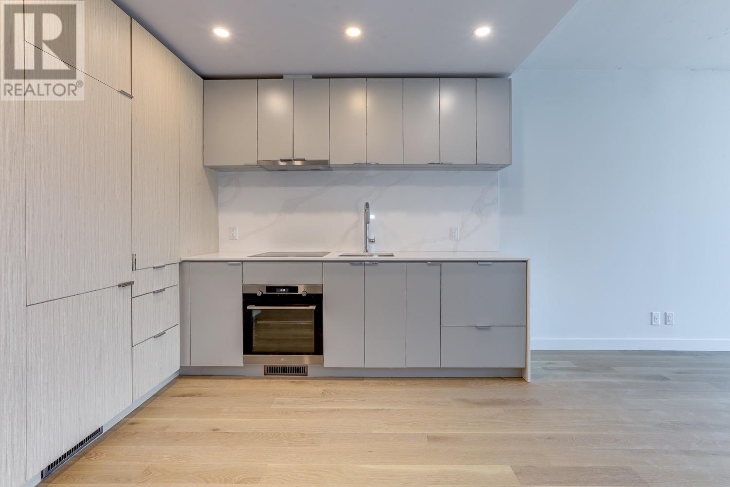 701 239 Keefer Street, Vancouver, British Columbia  V6A 1X6 - Photo 3 - R2763487