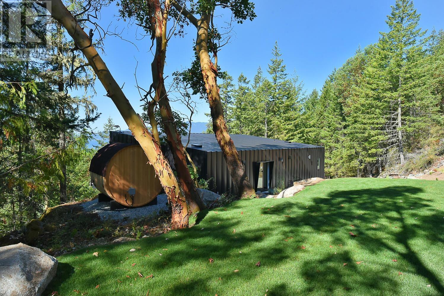 10632 WOOD BAY RIDGE ROAD, halfmoon bay, British Columbia