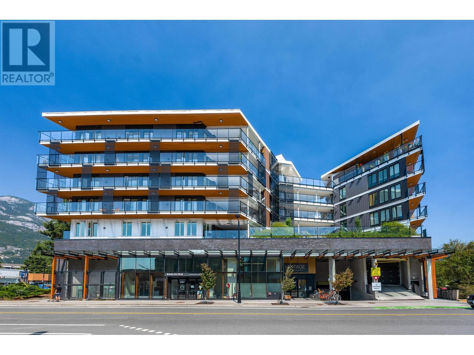 306 1365 Pemberton Avenue, Squamish, British Columbia  V7P 2R6 - Photo 5 - R2808162
