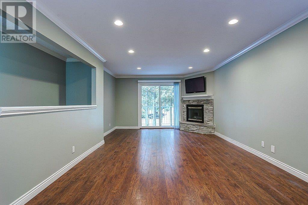 1417 Laurier Avenue, Port Coquitlam, British Columbia  V3B 2B9 - Photo 3 - R2807975