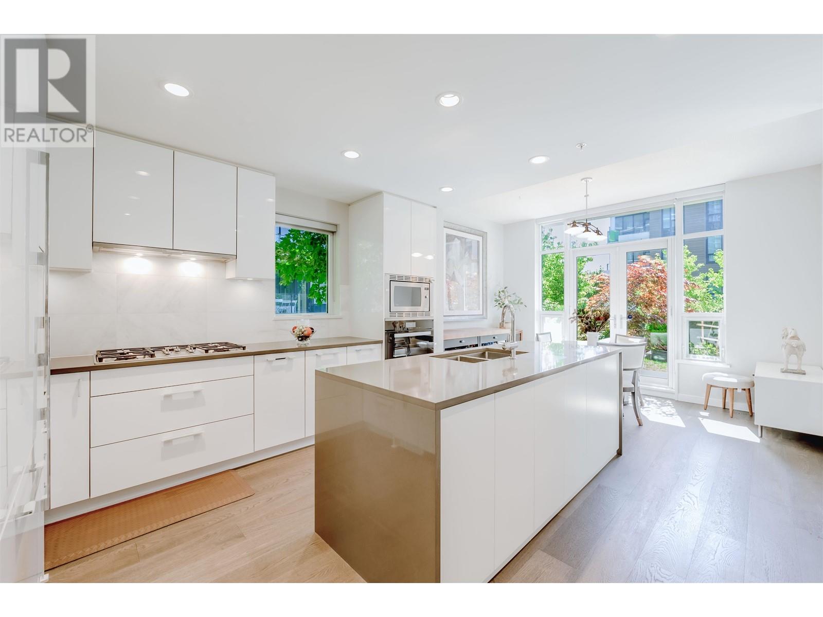 Th7 5687 Gray Avenue, Vancouver, British Columbia  V6S 0A9 - Photo 15 - R2807633