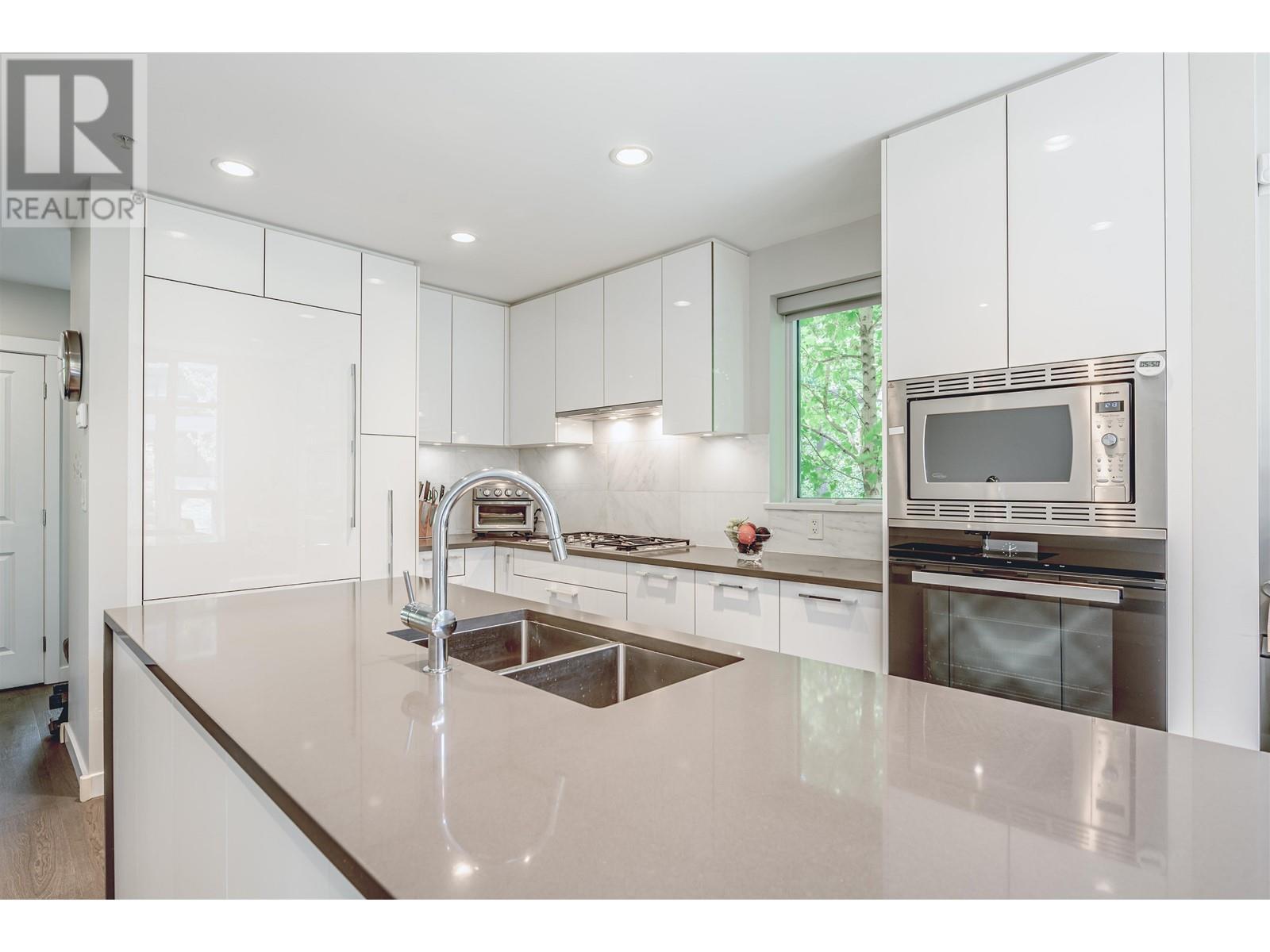 Th7 5687 Gray Avenue, Vancouver, British Columbia  V6S 0A9 - Photo 17 - R2807633
