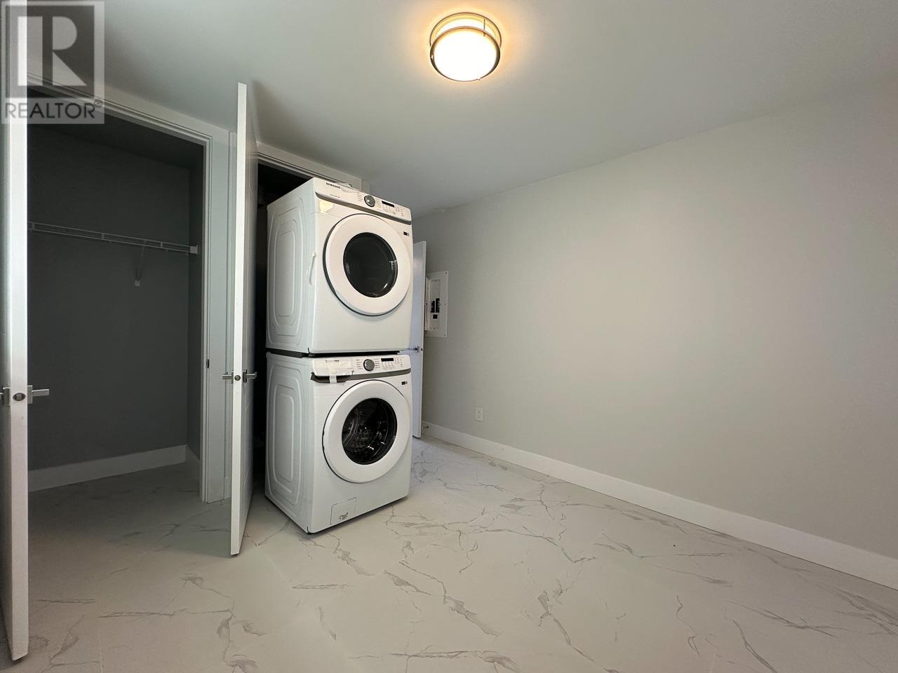 325 E 17th Street, North Vancouver, British Columbia  V7L 2W1 - Photo 34 - R2806492