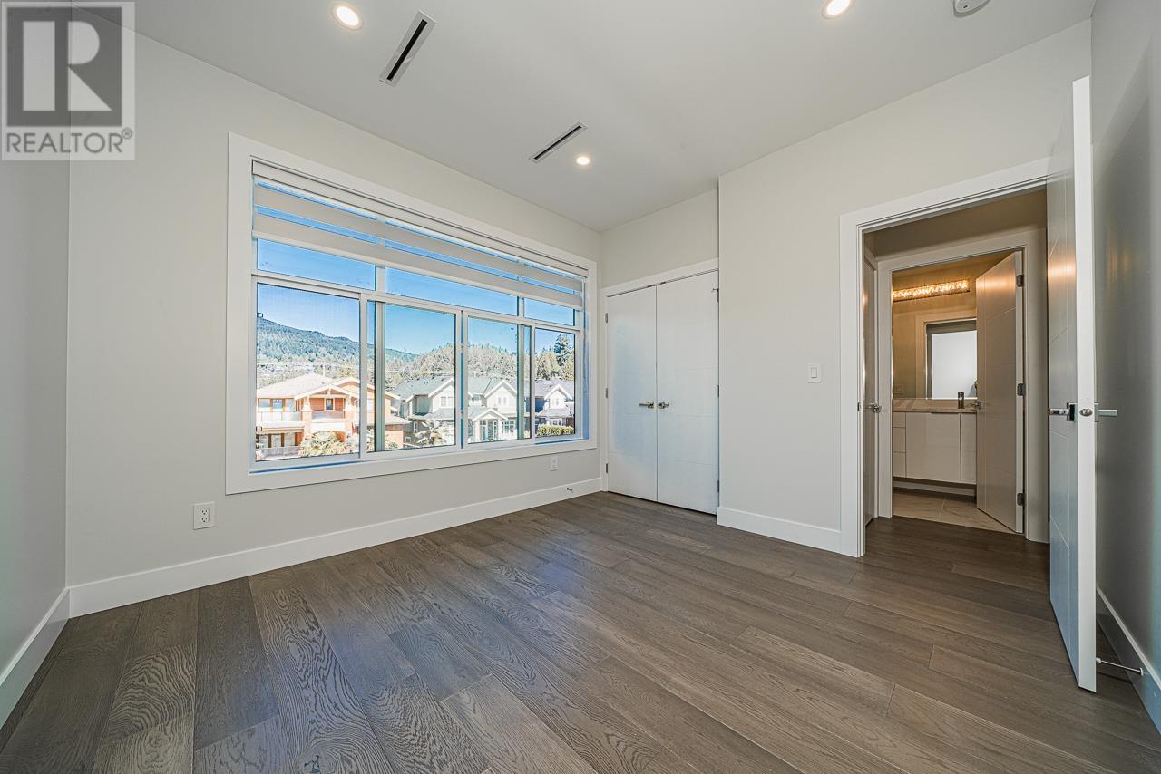 325 E 17th Street, North Vancouver, British Columbia  V7L 2W1 - Photo 21 - R2806492