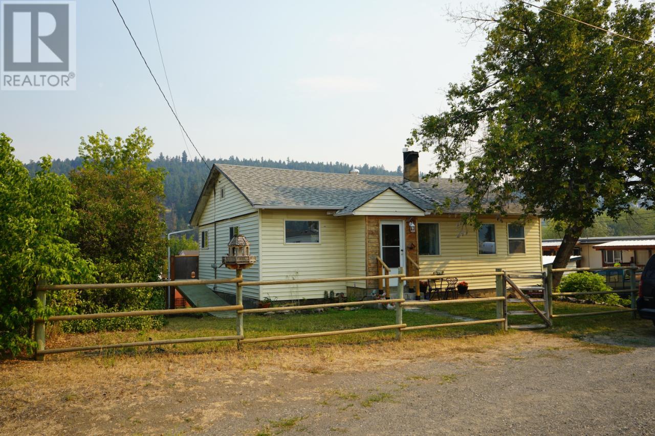 1303 Bell Street, Clinton, British Columbia  V0K 1K0 - Photo 1 - 174506