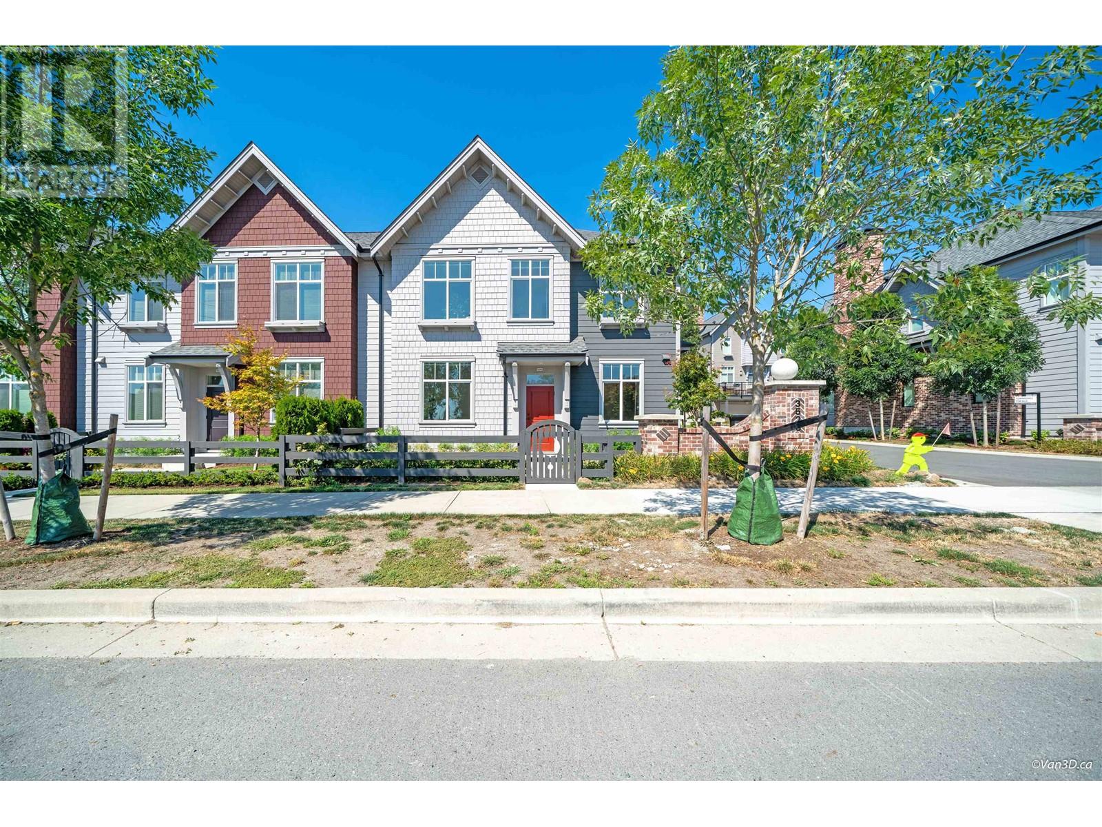 106 3529 Baycrest Avenue, Coquitlam, British Columbia  V3B 2W7 - Photo 3 - R2808021