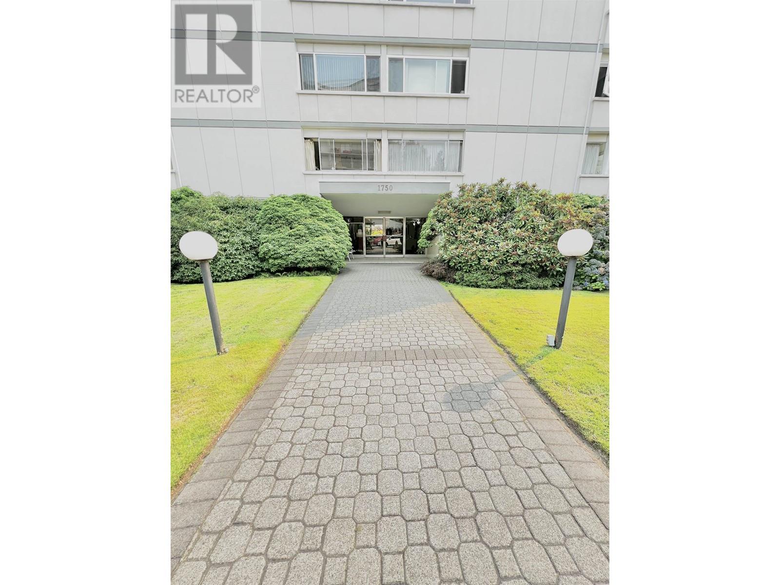 402 1750 Esquimalt Avenue, West Vancouver, British Columbia  V7V 1R8 - Photo 12 - R2808090