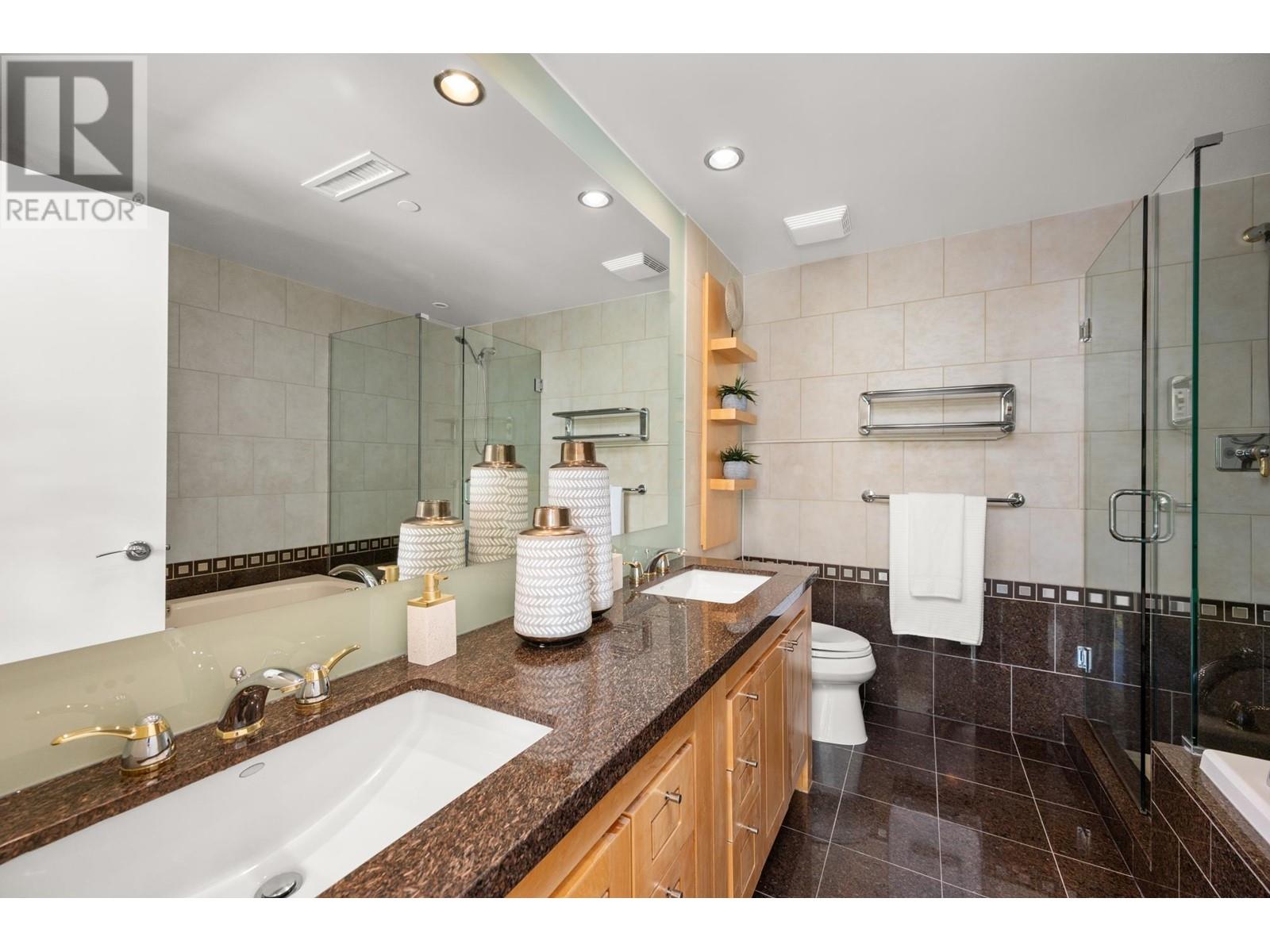 423 Beach Crescent, Vancouver, British Columbia  V6Z 3C9 - Photo 24 - R2808188