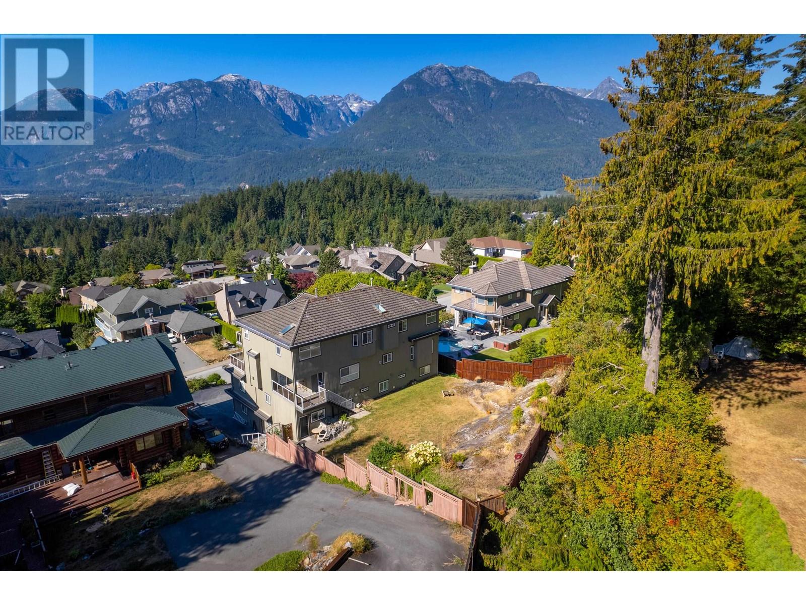 1012 Glacier View Drive, Squamish, British Columbia  V0N 1T0 - Photo 34 - R2808198