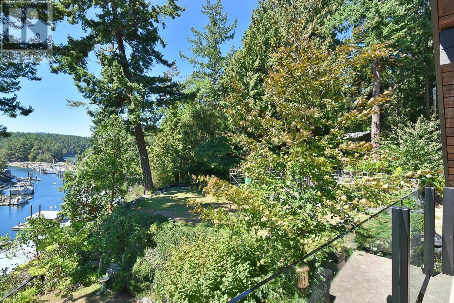 5527 Sans Souci Road, Halfmoon Bay, British Columbia  V7Z 1B6 - Photo 19 - R2808208