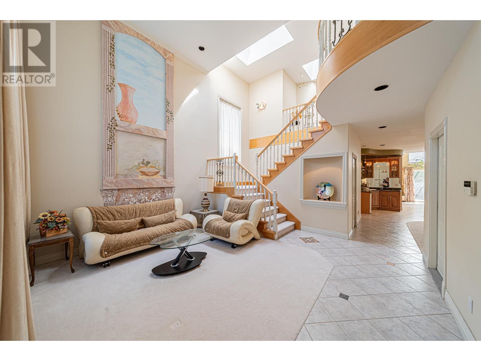 5068 Woodwards Road, Richmond, British Columbia  V7E 1H1 - Photo 3 - R2806687