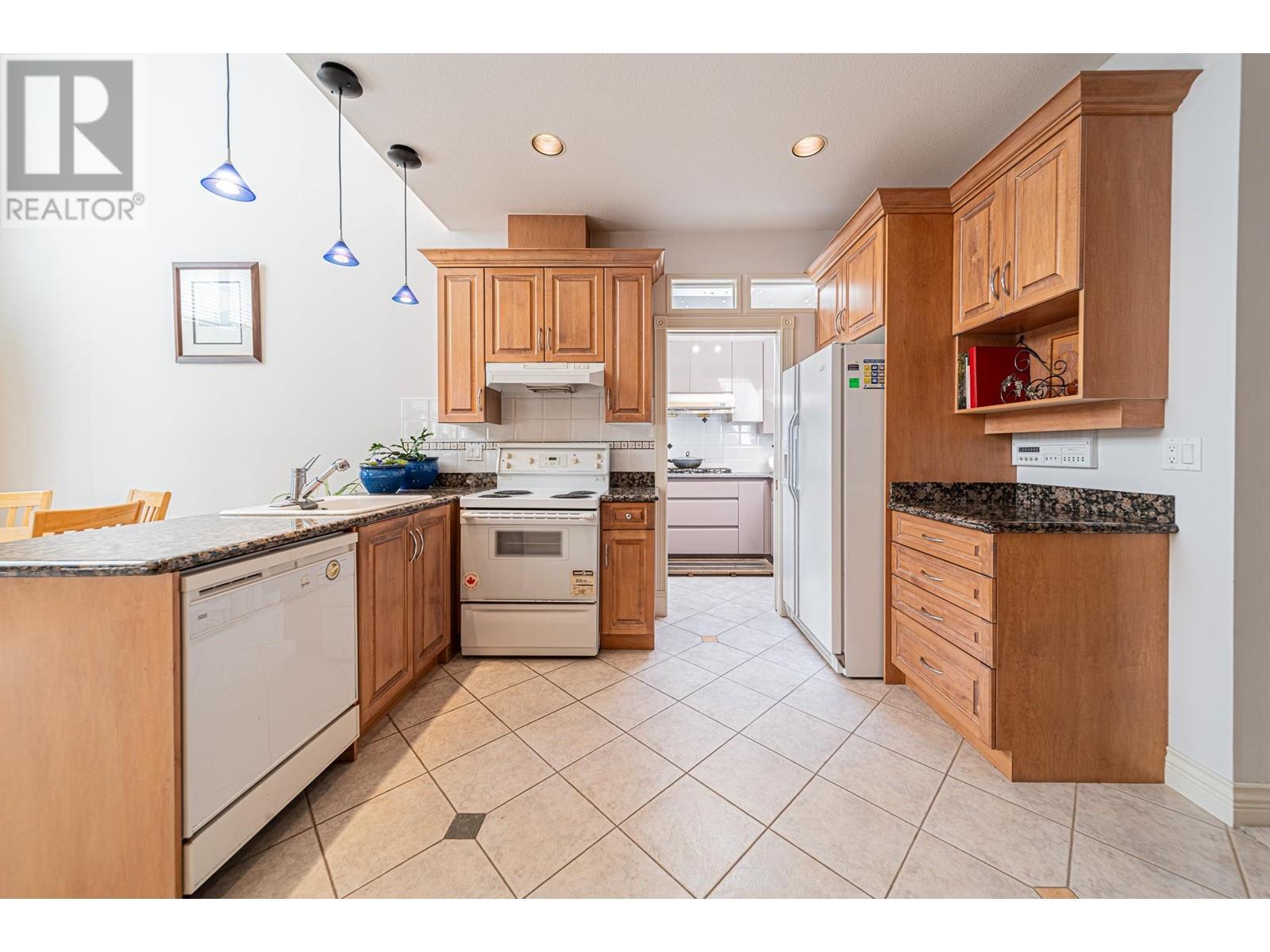 5068 Woodwards Road, Richmond, British Columbia  V7E 1H1 - Photo 10 - R2806687