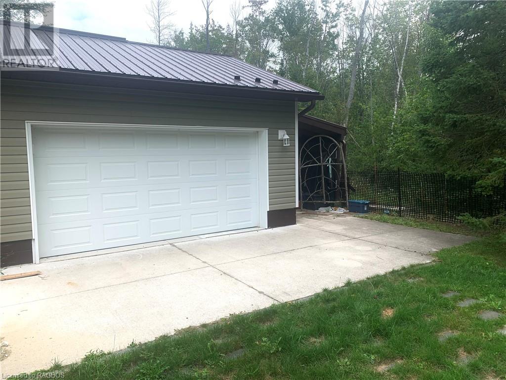 1211 Cambridge Avenue, Sauble Beach, Ontario  N0H 2G0 - Photo 3 - 40468811