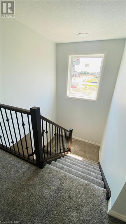 7 Welch Court, St. Thomas, Ontario  N5R 0M1 - Photo 5 - 40471177