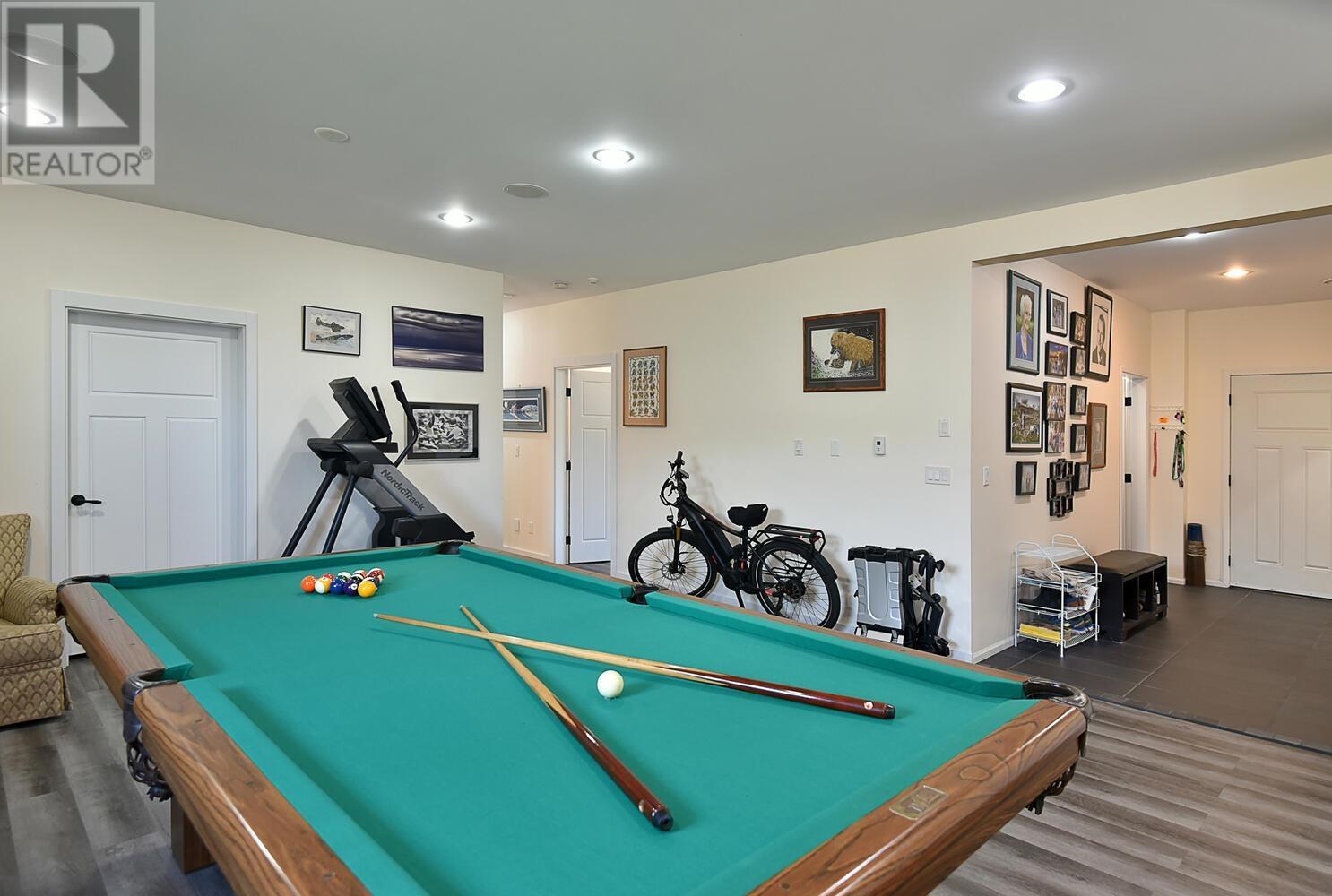 6250 Apollo Road, Sechelt, British Columbia  V7Z 0N7 - Photo 19 - R2788722