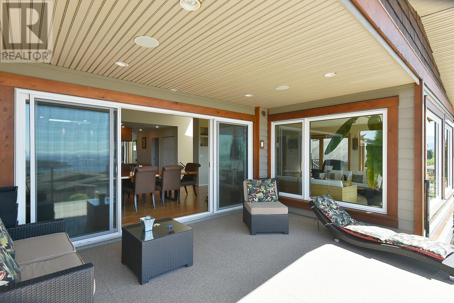 6250 Apollo Road, Sechelt, British Columbia  V7Z 0N7 - Photo 13 - R2788722