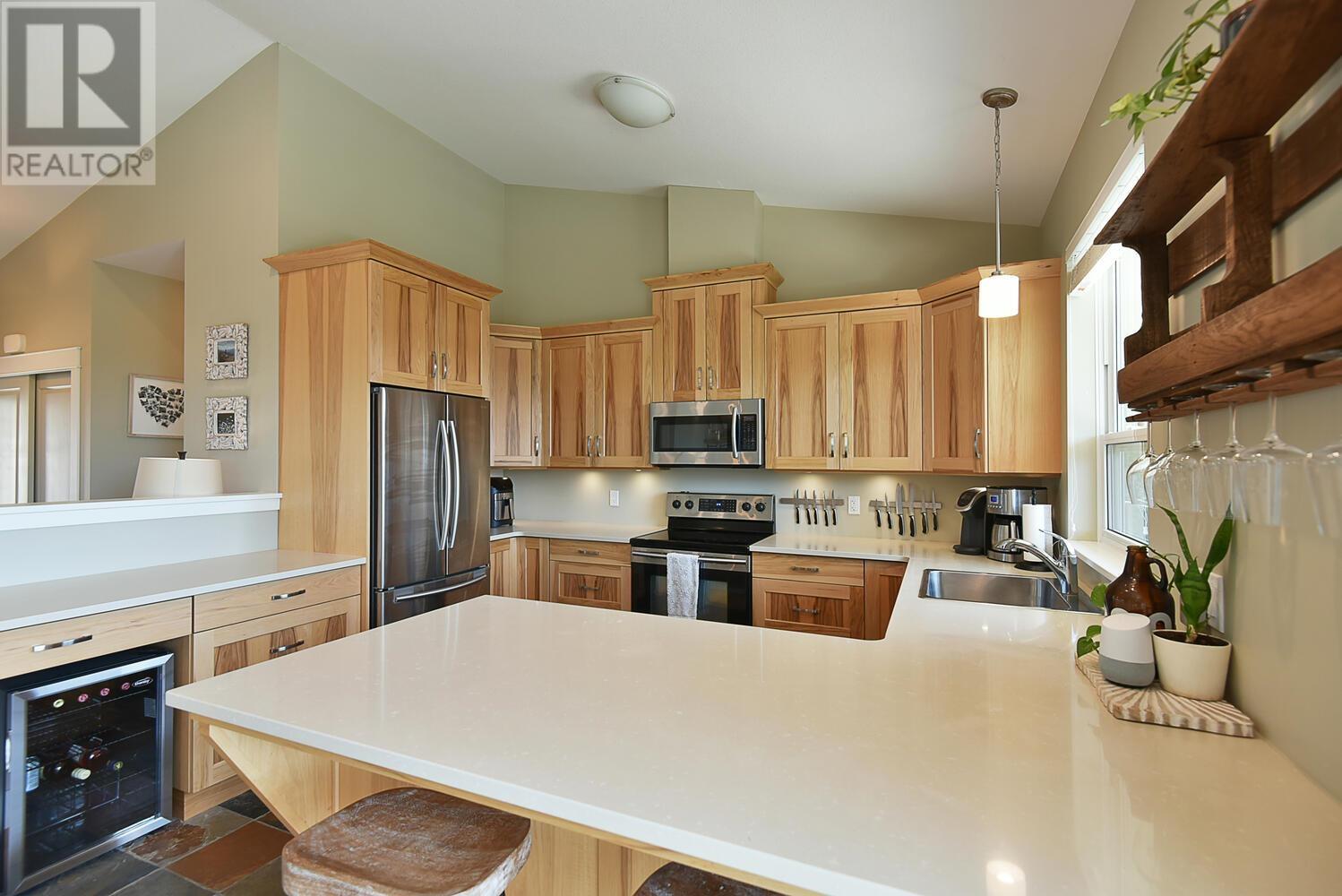 10817 Wood Bay Ridge Road, Halfmoon Bay, British Columbia  V7B 1B8 - Photo 6 - R2792342
