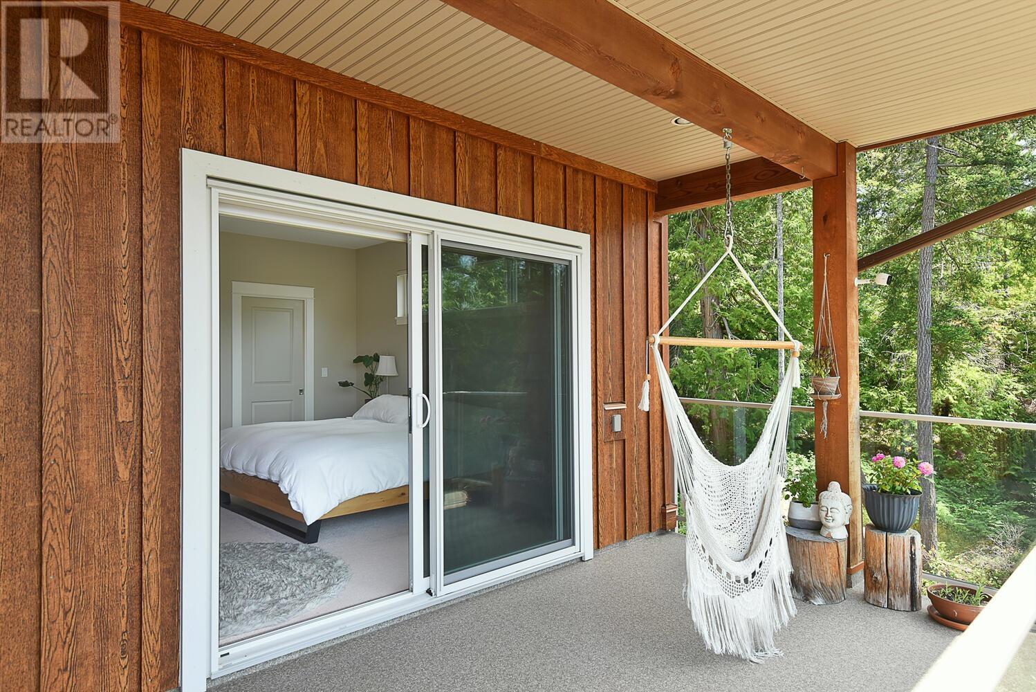 10817 Wood Bay Ridge Road, Halfmoon Bay, British Columbia  V7B 1B8 - Photo 15 - R2792342