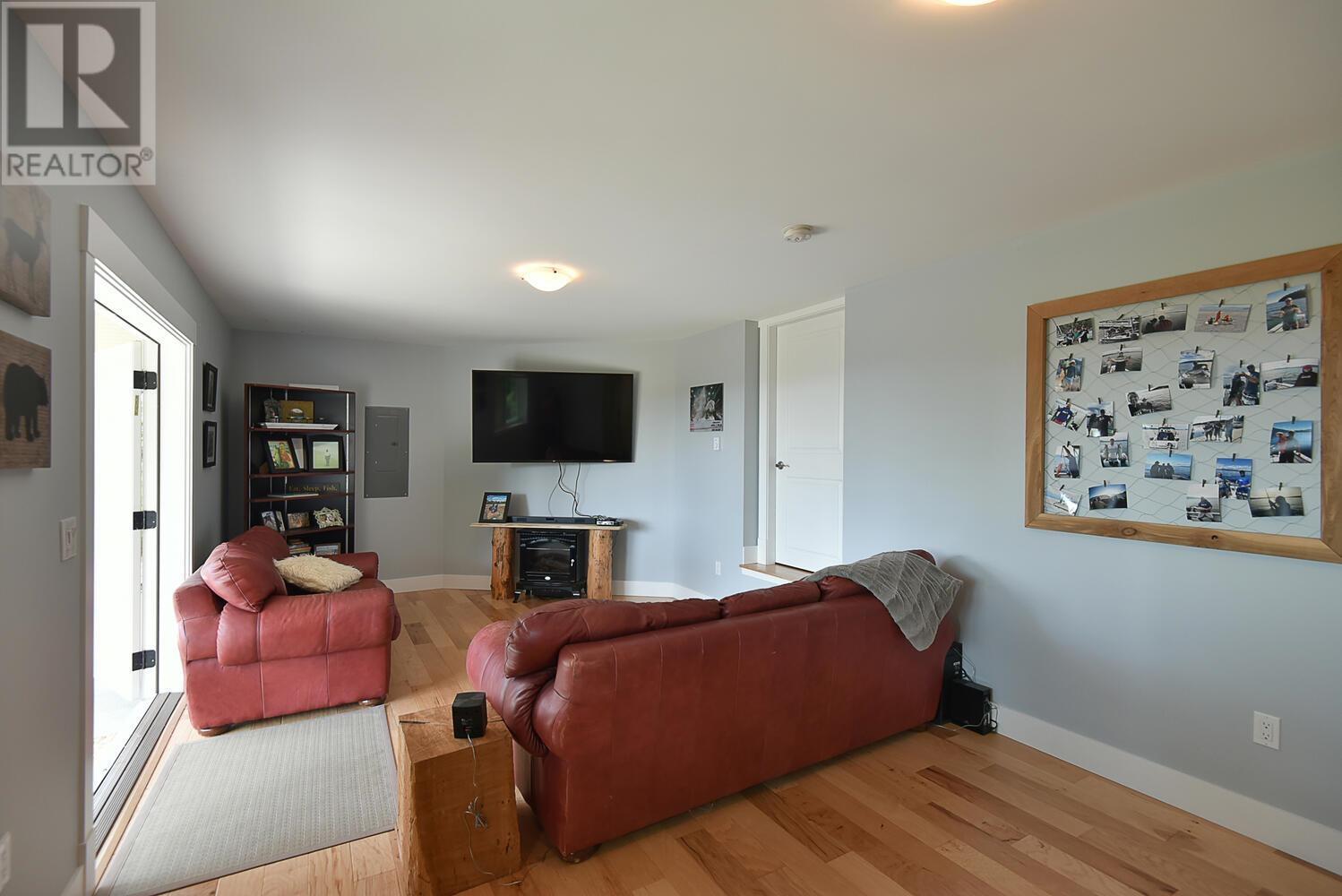 10817 Wood Bay Ridge Road, Halfmoon Bay, British Columbia  V7B 1B8 - Photo 21 - R2792342