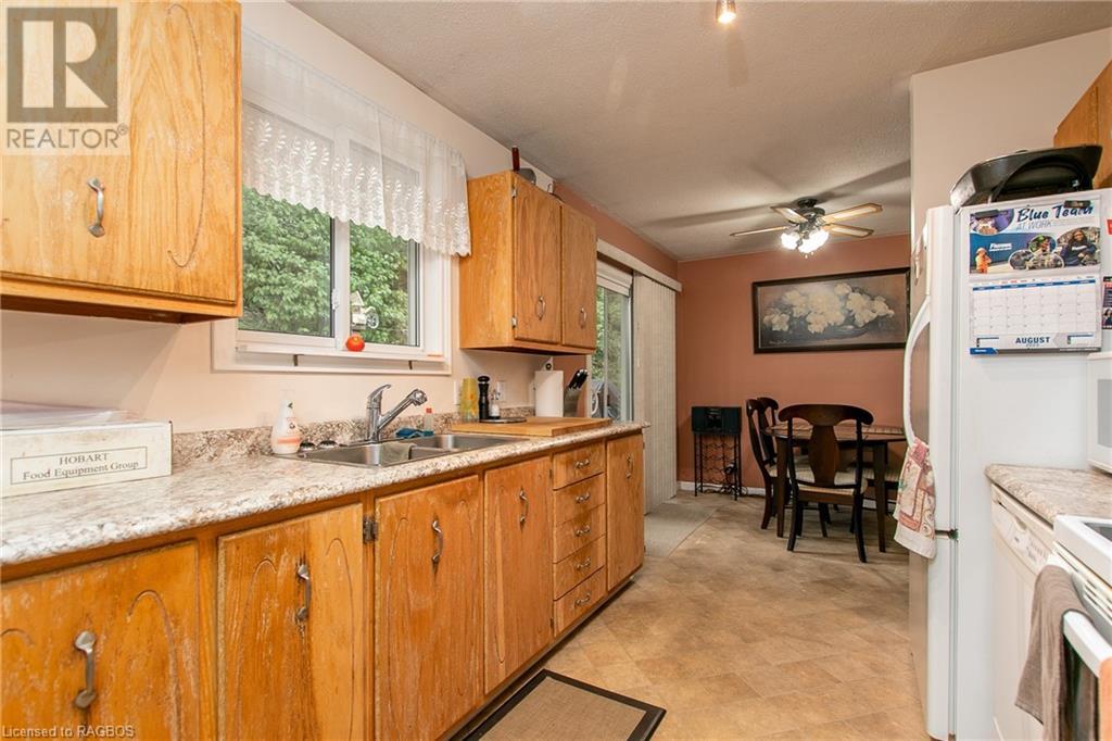 995 10th Avenue E, Owen Sound, Ontario  N4K 3H8 - Photo 24 - 40470375