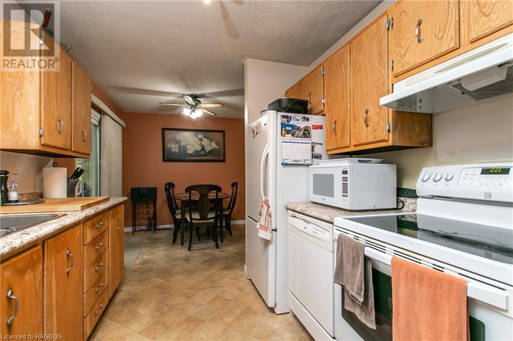 995 10th Avenue E, Owen Sound, Ontario  N4K 3H8 - Photo 25 - 40470375