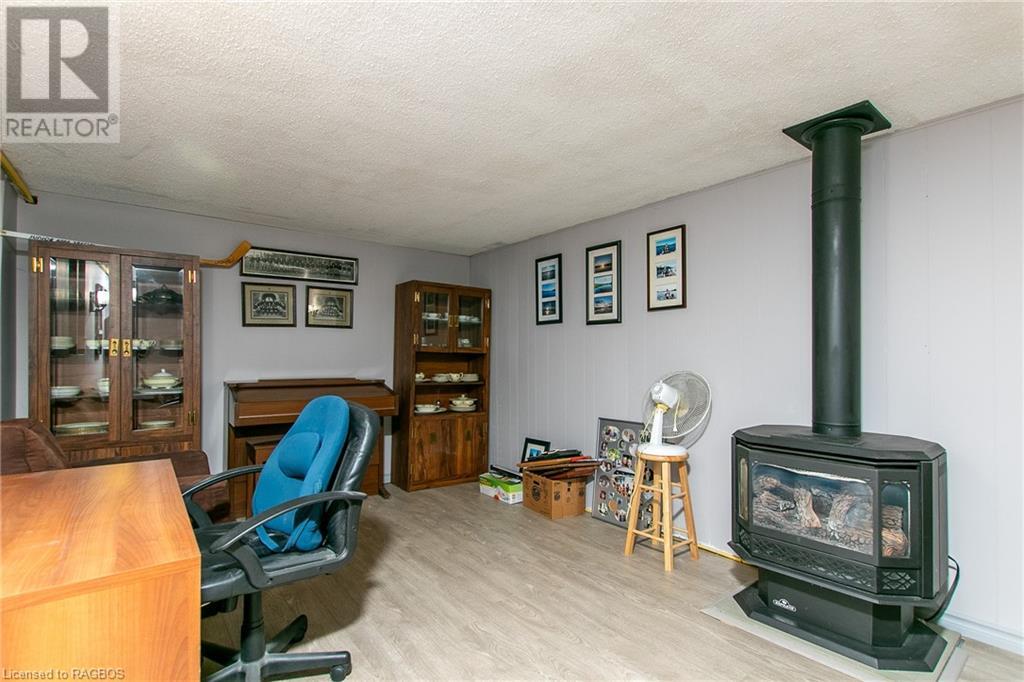 995 10th Avenue E, Owen Sound, Ontario  N4K 3H8 - Photo 27 - 40470375