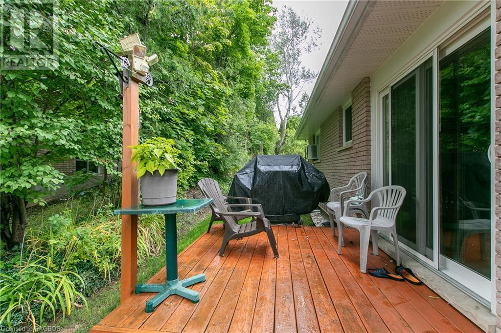 995 10th Avenue E, Owen Sound, Ontario  N4K 3H8 - Photo 6 - 40470375