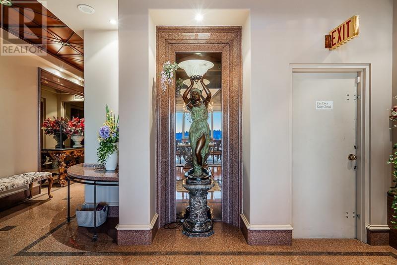 Ph3 338 Taylor Way, West Vancouver, British Columbia  V7T 2Y1 - Photo 8 - R2808241