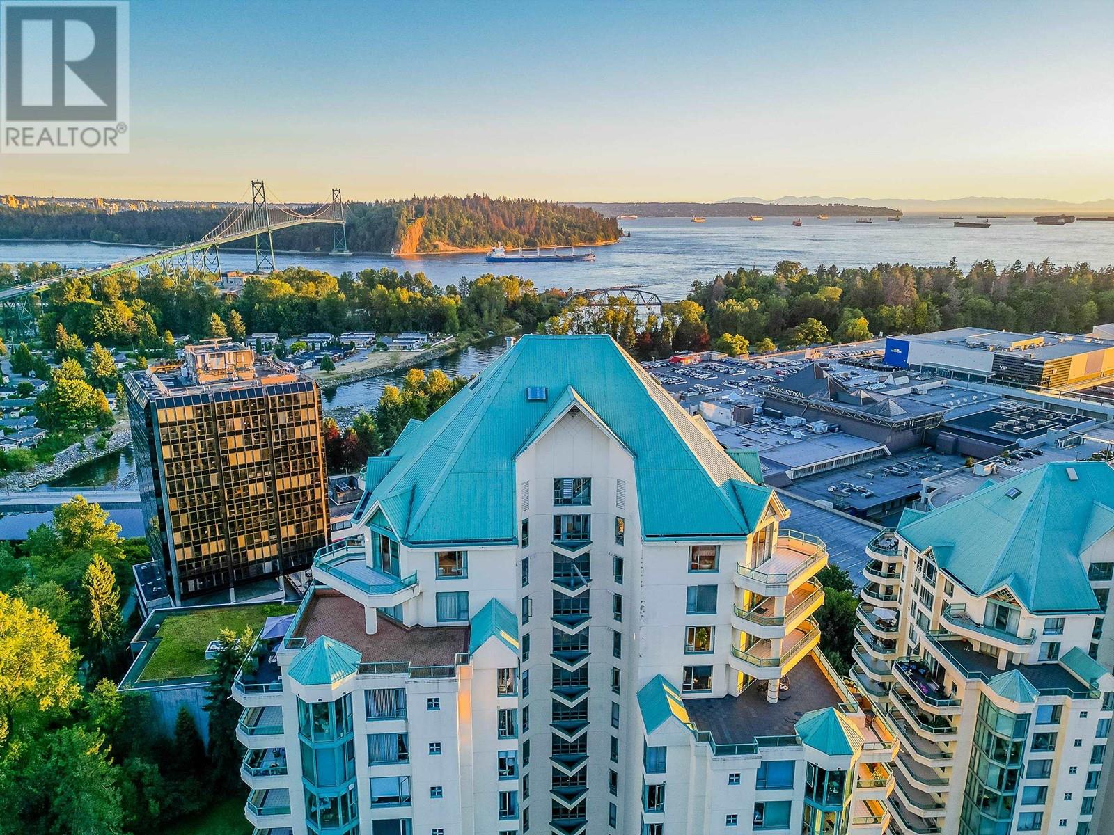 Ph3 338 Taylor Way, West Vancouver, British Columbia  V7T 2Y1 - Photo 1 - R2808241